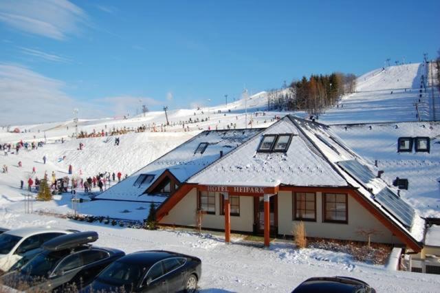 Heipark Tosovice Hotel Luaran gambar